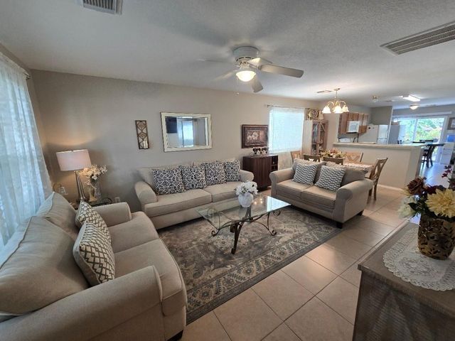 6106 Elton Knolls Street, Katy, TX 77449