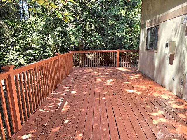 22635 Brookside Court SE, Yelm, WA 98597