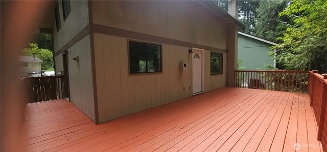 22635 Brookside Court SE, Yelm, WA 98597