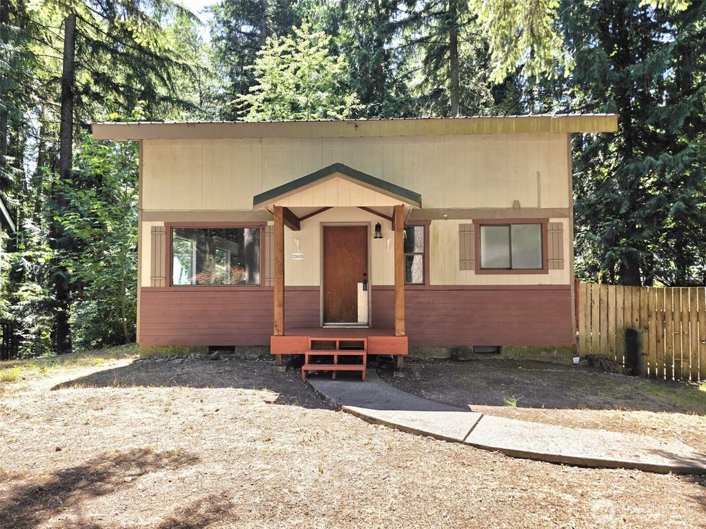 22635 Brookside Court SE, Yelm, WA 98597