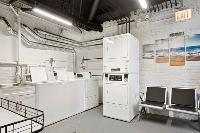 1651 W JONQUIL Terrace 10, Chicago, IL 60626