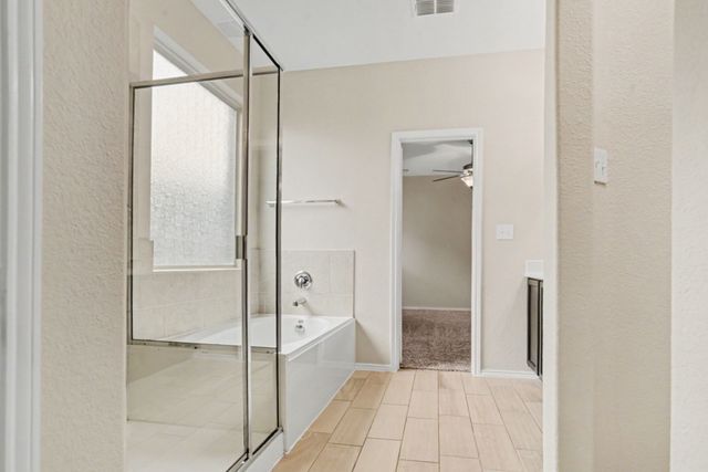 1009 N Churchill Drive, Fate, TX 75189