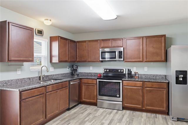 131 Colonial Walk, Pickens, SC 29671