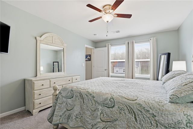 131 Colonial Walk, Pickens, SC 29671