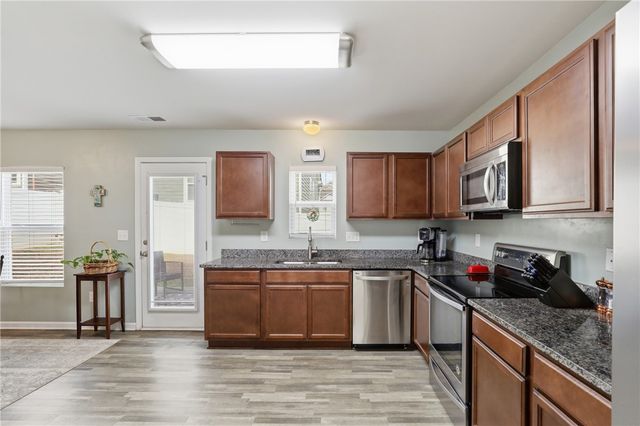 131 Colonial Walk, Pickens, SC 29671