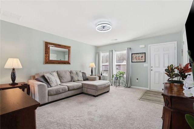 131 Colonial Walk, Pickens, SC 29671