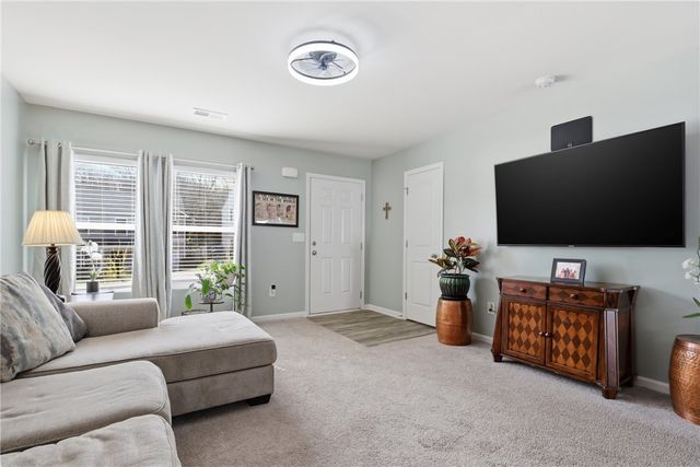 131 Colonial Walk, Pickens, SC 29671