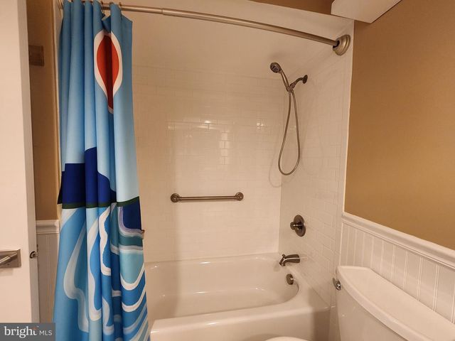 13201 MOSS RANCH LN, Fairfax, VA 22033
