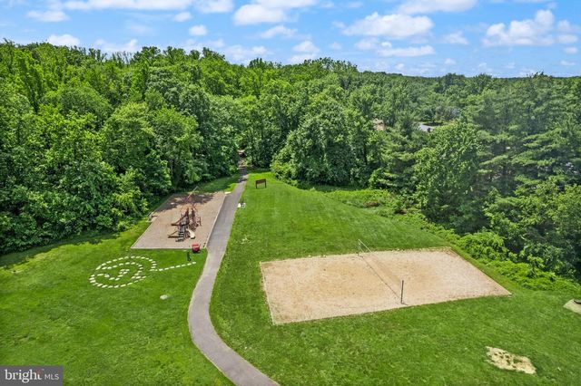 13201 MOSS RANCH LN, Fairfax, VA 22033
