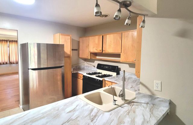 1417 Espejo Street NE, Albuquerque, NM 87112