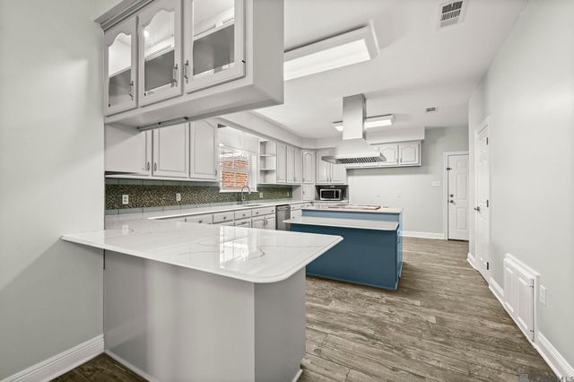 7936 Ben Fugler Rd, Denham Springs, LA 70706