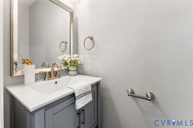 1736 First Colonial Ct, Henrico, VA 23231