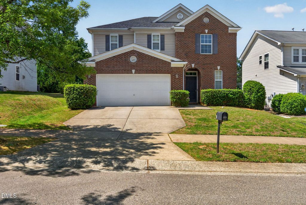 253 Milpass Drive, Holly Springs, NC 27540
