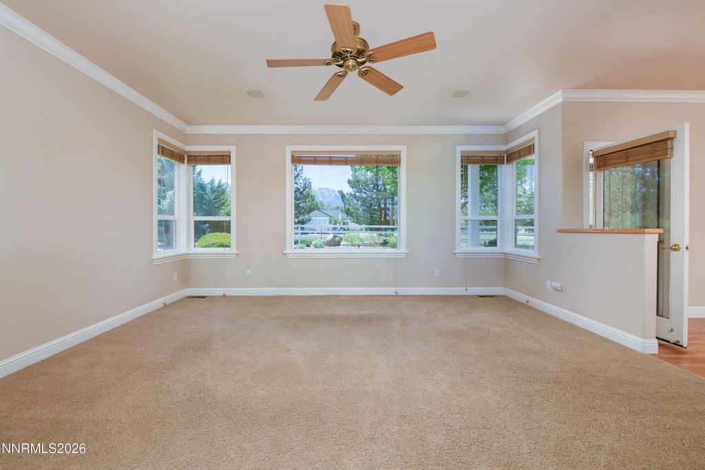 Image 10 of property listing at 1219 Keepsake Circle, Gardnerville, NV 89460