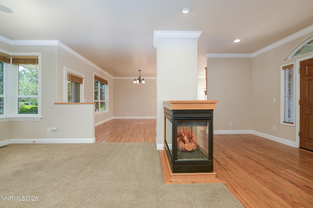Image 15 of property listing at 1219 Keepsake Circle, Gardnerville, NV 89460