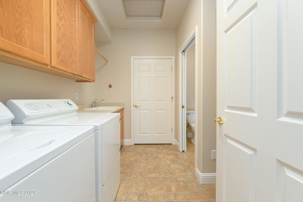Image 28 of property listing at 1219 Keepsake Circle, Gardnerville, NV 89460