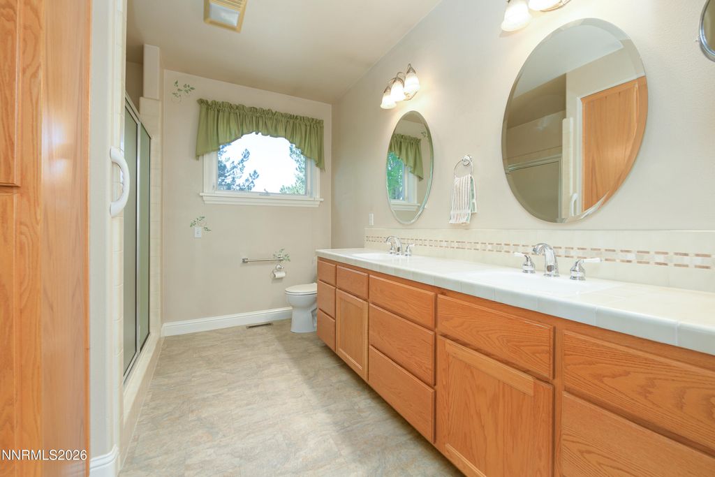 Image 32 of property listing at 1219 Keepsake Circle, Gardnerville, NV 89460