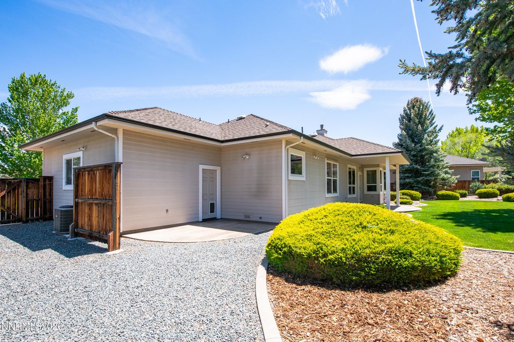 Image 39 of property listing at 1219 Keepsake Circle, Gardnerville, NV 89460