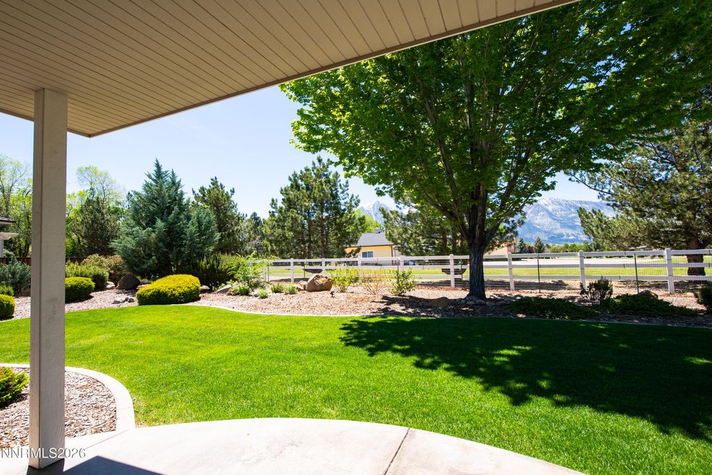 Image 40 of property listing at 1219 Keepsake Circle, Gardnerville, NV 89460
