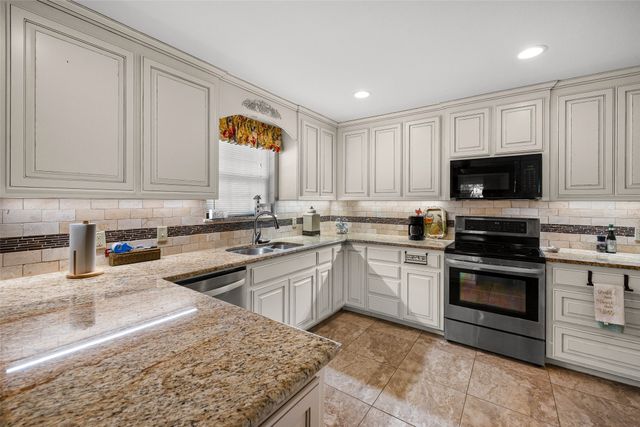 5110 Wedgefield Road, Granbury, TX 76049