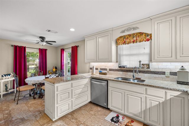 5110 Wedgefield Road, Granbury, TX 76049