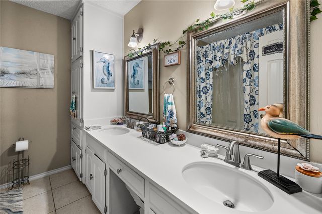 5110 Wedgefield Road, Granbury, TX 76049