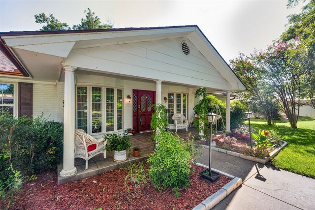 5110 Wedgefield Road, Granbury, TX 76049