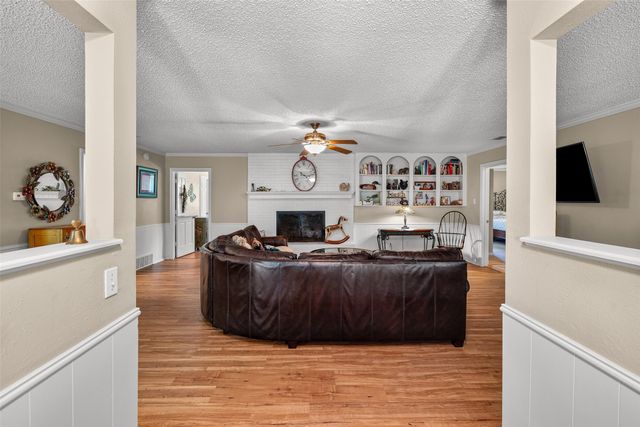 5110 Wedgefield Road, Granbury, TX 76049