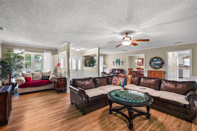 5110 Wedgefield Road, Granbury, TX 76049