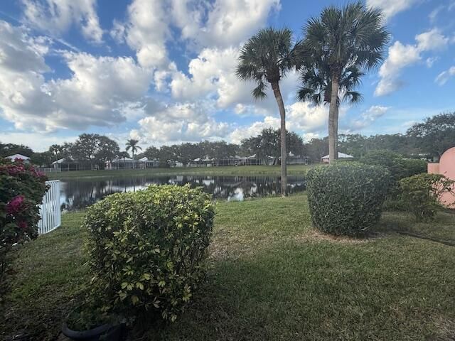 4189 Royal Oak Drive, Palm Beach Gardens, FL 33410