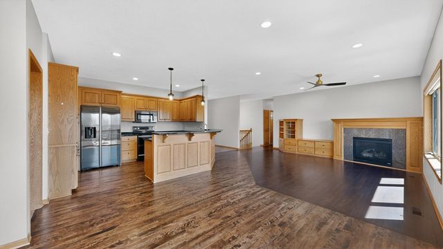 6389 Summit Pointe Road NW, Rochester, MN 55901