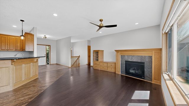 6389 Summit Pointe Road NW, Rochester, MN 55901