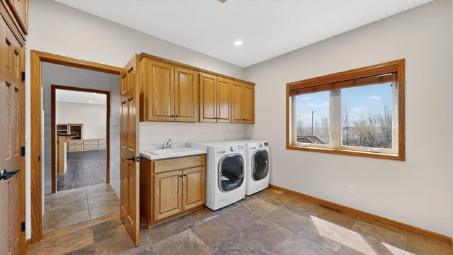 6389 Summit Pointe Road NW, Rochester, MN 55901