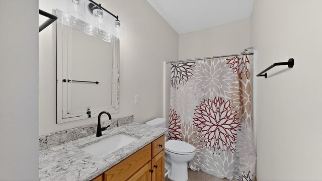 6389 Summit Pointe Road NW, Rochester, MN 55901