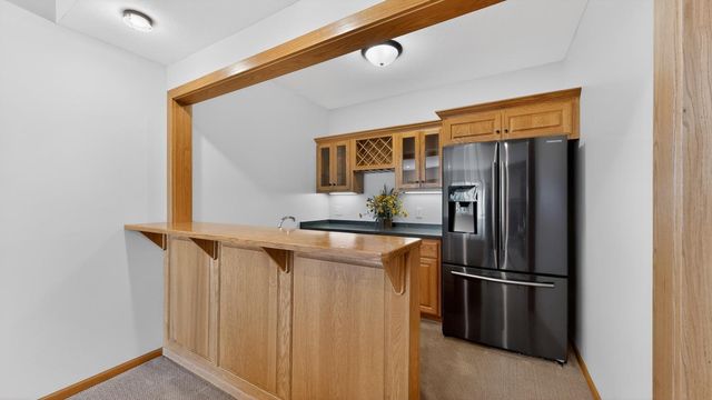 6389 Summit Pointe Road NW, Rochester, MN 55901