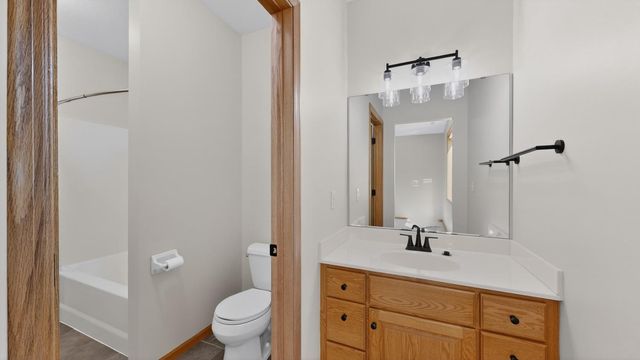6389 Summit Pointe Road NW, Rochester, MN 55901