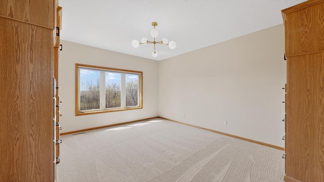 6389 Summit Pointe Road NW, Rochester, MN 55901
