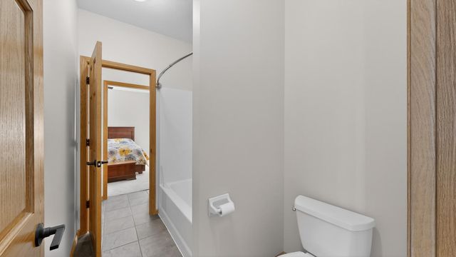 6389 Summit Pointe Road NW, Rochester, MN 55901