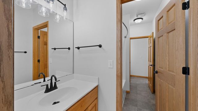 6389 Summit Pointe Road NW, Rochester, MN 55901