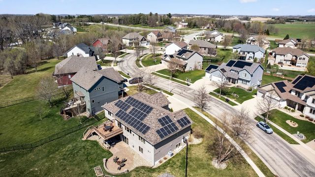 6389 Summit Pointe Road NW, Rochester, MN 55901