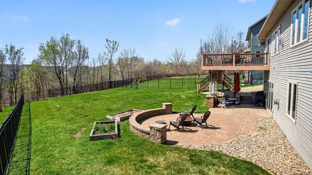 6389 Summit Pointe Road NW, Rochester, MN 55901