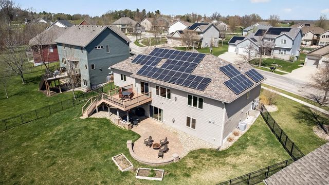 6389 Summit Pointe Road NW, Rochester, MN 55901