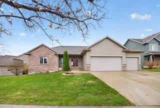 6389 Summit Pointe Road NW, Rochester, MN 55901