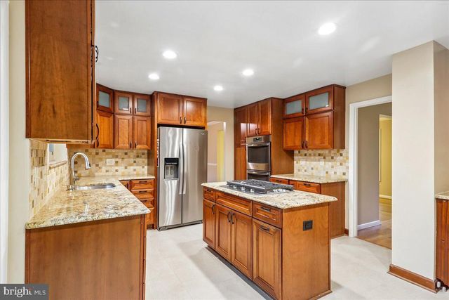 11704 STONINGTON PL, Silver Spring, MD 20902
