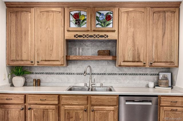 12306 W Green Mountain Drive, Lakewood, CO 80228