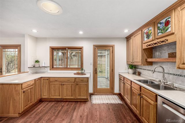 12306 W Green Mountain Drive, Lakewood, CO 80228