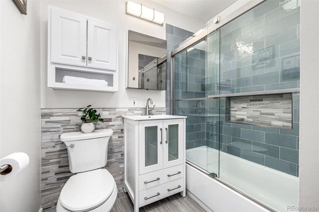 12306 W Green Mountain Drive, Lakewood, CO 80228