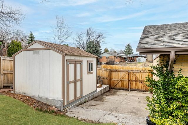 12306 W Green Mountain Drive, Lakewood, CO 80228