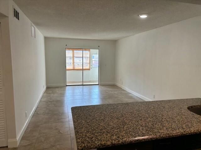 2131 NE 1st Court 105, Boynton Beach, FL 33435