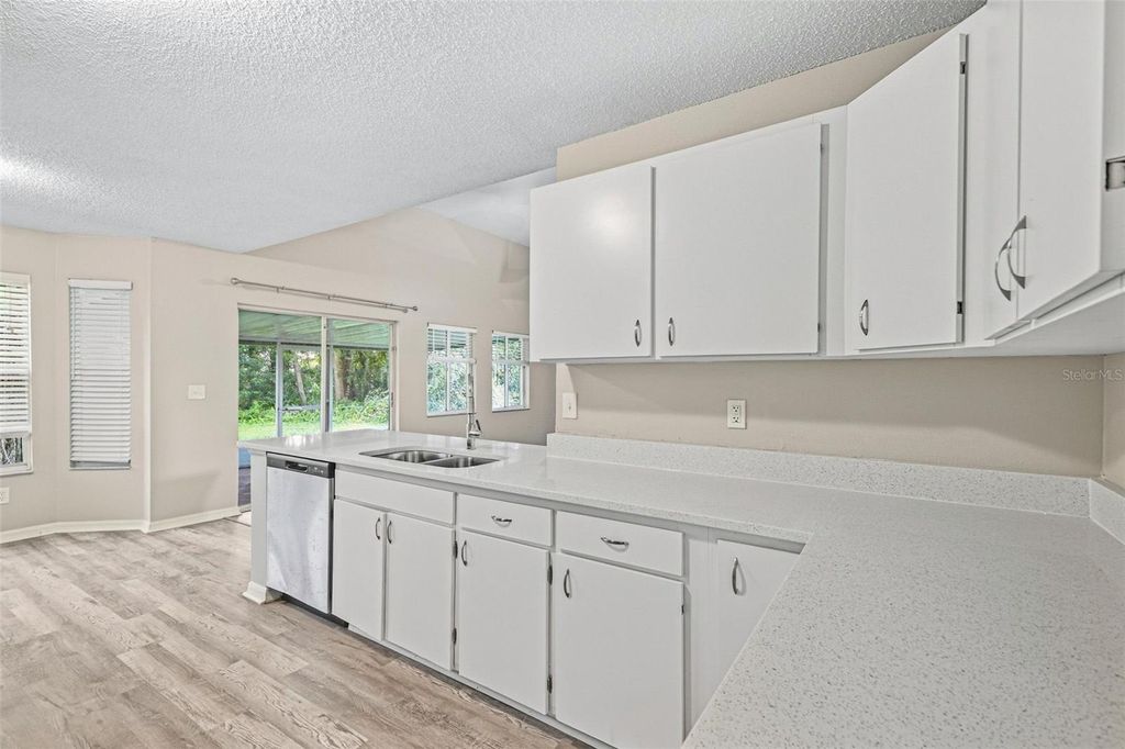 Image 22 of property listing at 16102 WARDEN PLACE, Tampa, FL 33647